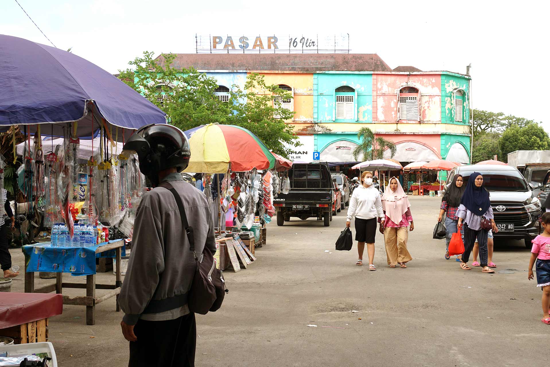 Floating Market atau Pasar Ilir Palembang